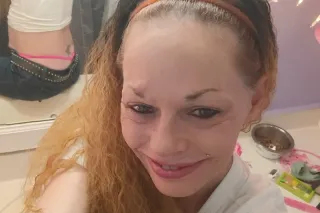 🔥💋rainy outside,.... the full of temptation on the inside.! 😏💓🫦 - Image 5