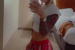 pinky - Image 7