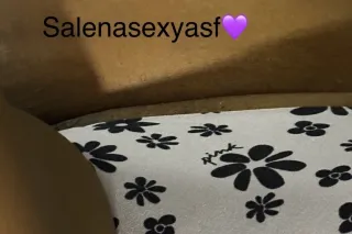 Salena squirts all ova U 2xs -... - Image 2