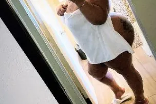 😘😋THICK BITCH THURSDAY 😘🥰 - Image 5
