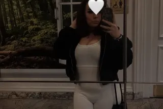 Hey Luv 💋 - 25 - Image 1