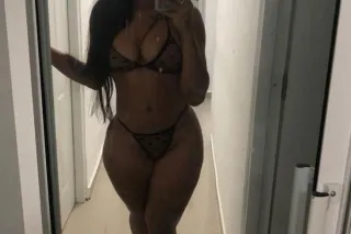 😋Sweet & Sexy Latina Ready for... - Image 3