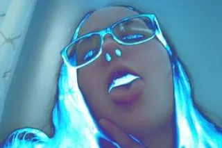 Thick white bitch ready to get freaky😘😈🫦💦 - Image 7