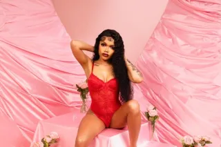 😘 Fuk me dada 😩 CarPlay OutCalls only babe 😘 - Image 1