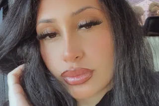 🫦 CLASSY LATINA😍WETT PUSSY 💦 A... - Image 3