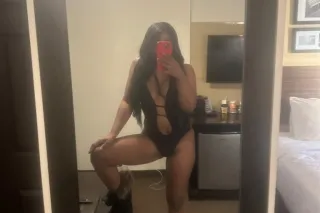 ✨Exotic Ebony Babe Available N... - Image 3
