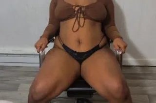 Mrs. Throat 🤤🫦 (1 hour from harrisburg) - Image 2