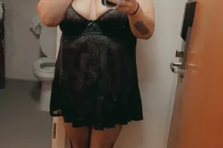 🍒🌸NEW IN TOWN 🌸🍒 CUM PLAY WITH... - Image 1