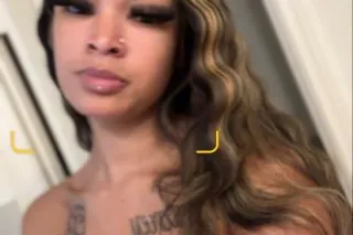 𝓢𝓮𝓷𝓼𝓾𝓪𝓵 & 𝓢𝓮𝓭𝓾𝓬𝓽𝓲𝓿𝓮 💋 Back in ... - Image 3