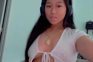 Available Sexy Asian Young girl 💗And Clean Pussy💓 Ready For Hookup✅ Videos sell And FT Fun✅ - Image 3