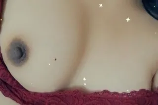 horny babe - Image 2