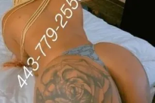 new in town Big booty island g... - Image 2