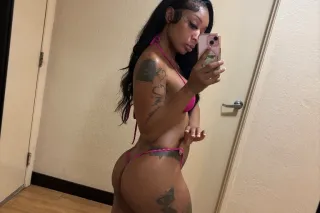 (Yes, I AM REAL🦋) Tight, fresh Wet waxed Kitty💦 Available Now🍒🍓💦😘 - Image 3