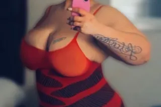 SLUTTY STEP MOM IS WAITING FOR YOU 😈 let me show you what a real THROAT GOAT do - Image 10