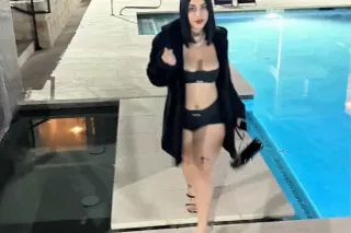 latina sexy - 25 - Image 2