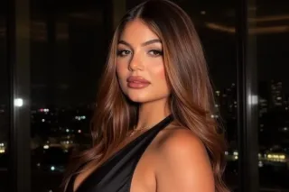 hot latina sexy - Image 3