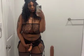 NEW TO TOWN COME PLAY - 30 - Image 1