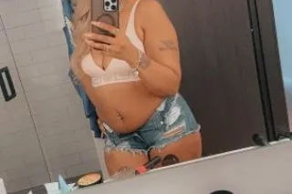 🍬🍯Sweet like hunny🍯🍬🍭 taste like Candy🍬🍭 - Image 3
