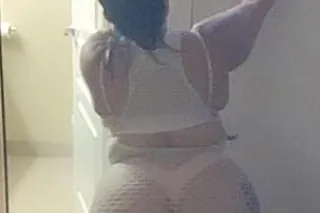 💦WET 💦TIGHT 💦PUSSY💦CARPLAY ONL... - Image 4