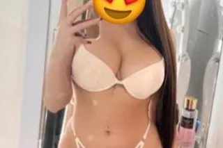 😋😍Im available for meetup for full service with full satisfaction😘🤩 - Image 1