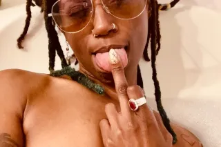 FREAKY LIL GOOD GIRL VIBEZZZ 😜... - Image 3