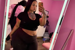 New York Girl 😍🥰 BIG Juicey BO... - Image 3