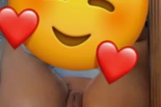 𝐻𝒾𝑔𝒽𝓁𝓎 𝐹𝒶𝓋𝑜𝓇𝑒𝒹 🥂💓 1OO% rεaℓ!!🌸... - Image 2