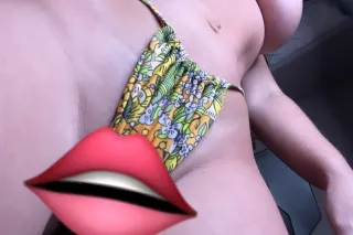 Pretty Girl Available now papi... - Image 2