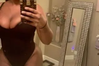 🫦I R R E S I S T I B L E 💓 E X Q U I S I T E ✨120QV E B O N Y 🍫 P L A Y M A T E 🍭120QV - Image 8