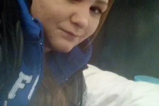 HEY GUYS WANNA COME SEE ME FOR A CARDATE - Image 1