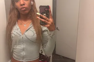 Slim Dominican Mami😩 - Image 5