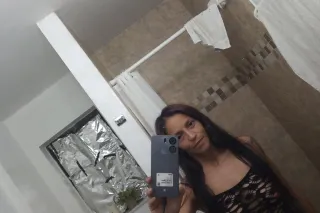 IM A SEXY PETITE WOMAN 👠♀ LOVE... - Image 4