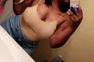 👑👸🏾 NUBIAN QUEENNNNN OF DEEP THROATTTT IS IN WEST MEMPHIS & MY PUSSY IS SO WEEETTT💦💦👸🏾👑 - Image 5