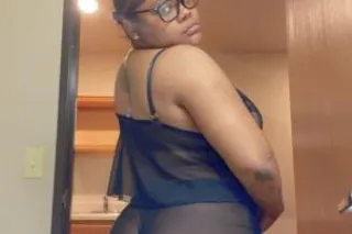 Kelly 🫦 - Image 5