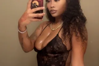 Let me come please you baby ❤ ... - Image 1