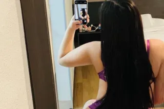 😋😋😋 I'm so hot and sexy for yo... - Image 2