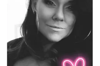 Feel the HEAT with my HOT SUMM... - Image 2