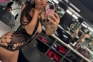 sexy ebony 🥰 - 19 - Image 4