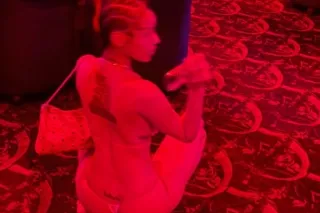sexy ebony 🥰 - 19 - Image 1