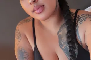 💋Available Now 💋 - Image 6