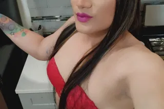 latina - Image 6