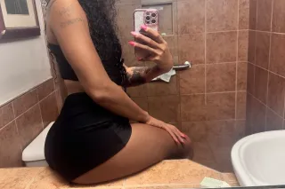 Hey 🥰❤ its ya girl Sunny and hey girl Zoey❤😘🥰👌🏽 Let's link up I promise to turn your day from rainy to Sunny ☀ in just one session 💋 Dont miss out!! - Image 11