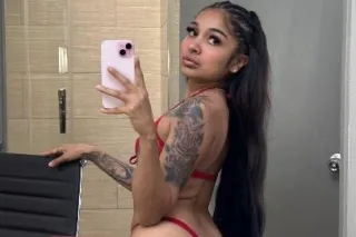 ✨Estreya✨ Lets fufill your wildest fantasy and Classy w/ a tight kitty - Image 5