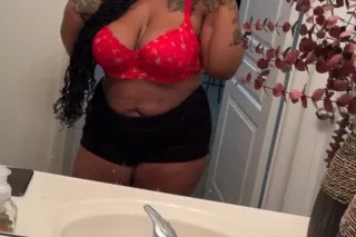 MISS SUGAR IS IN TOWN 🥰😘😘 - Image 1