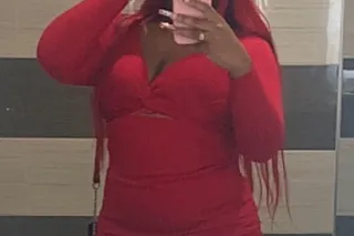 Y💕✨Horny Curvy TiGht Pussy💦Sat... - Image 1