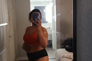 ▪︎Wanna PuT Ur Cock In My Mout... - Image 2