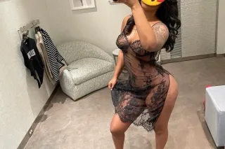 LATINA AVAILABLE CURVY - BBW🌹 ... - Image 1