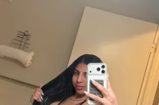 Hermosa Latina Recien Llegada ... - Image 1