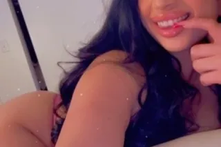 Hermoso cuerpo latina nueva mi... - Image 1