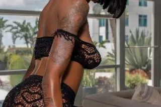 🌹 🏆CHOCOLATE PLAYMATE🤎 100% RE... - Image 2